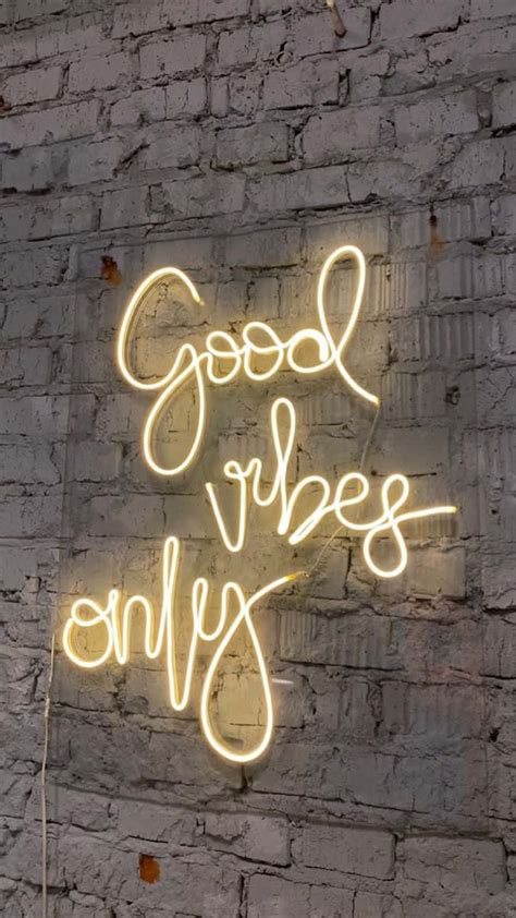 Download Neon Quotes Good Vibes Only Wall Wallpaper