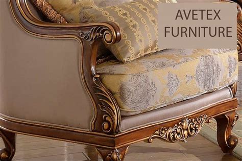 An oriental rug establishes the opulent yet welcoming look. Classic Sofa Set BM 50 | Traditional Sofas