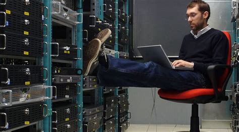 Where To Start To Become An It Specialist If You Are Far From It