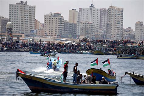 Israeli Navy Enforces Gaza Maritime Blockade Stops Flotilla The