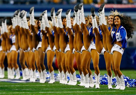 Buzzlamp Oops Hottest Nfl Cheerleaders Dallas Cheerleaders