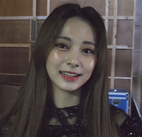 We would like to show you a description here but the site won't allow us. Tzuyu - Kura Kura MV Making di 2021 | Kura-kura