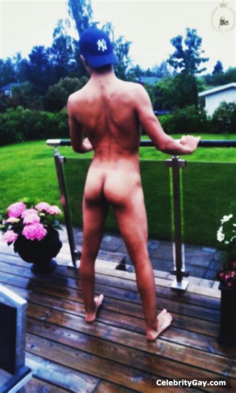 Cameron Dallas Nude Leaked Pictures Videos Celebritygay