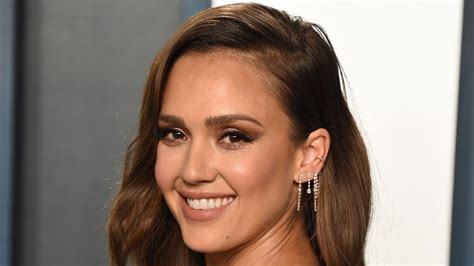 Jessica Alba Just Shared The Sweetest Throwback Photo Of Herself With