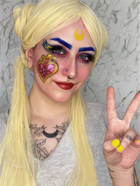 Sailor Moon Makeup In 2020 Sailor Moon Makeup Makeup Looks Makeup