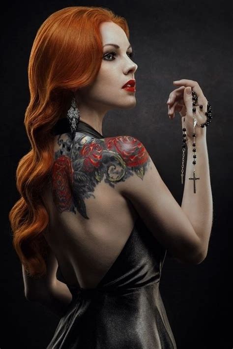 Pin By Gene Bethune On Redheads Girl Tattoos Redhead Beauty Beauty