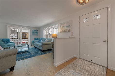 1 Ocean Meadows Unit 16, Ogunquit, Maine | Anchor Real Estate