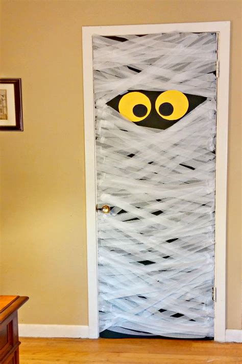 Mummy Door Decoration Spooky Diy Halloween Door Decorations