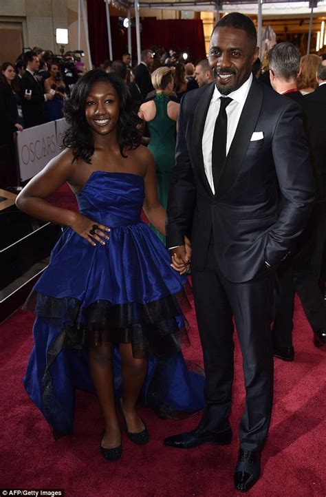 Idris elba, all'anagrafe idrissa akuna elba (londra, 6 settembre 1972), è un attore, sceneggiatore, regista, produttore cinematografico e produttore televisivo britannico. Idris Elba takes his daughter Isan as his Oscar date ...