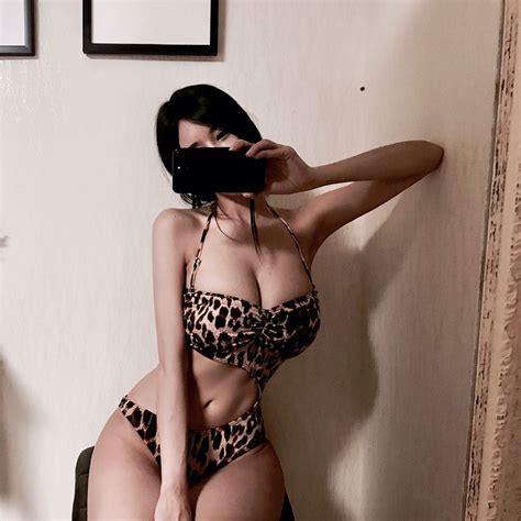Skinny Asian Girl With Big Boobs Zdjęcie Porno Eporner