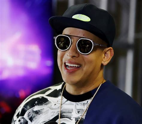 Daddy yankee's career exploded with the hit gasolina. Daddy Yankee la pegó con "Con calma" | El Nuevo Día