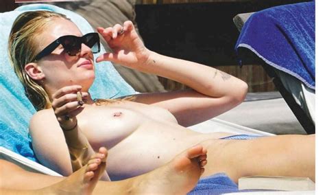 Sophie Turner Nude Pics Xhamster