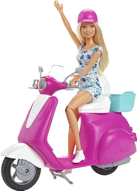 Barbie Muñeca Y Moto Scooter De Juguete Con Accesorios Mattel Gbk85