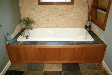 Why is the quality or grade of hot tub wood so important? Wooden Bathtub Surround Bathtub Surround Ideas With Wood ...
