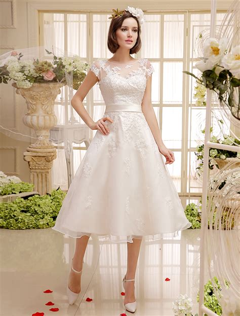 Wedding Dresses For Brides Under 5 Feet Bestweddingdresses