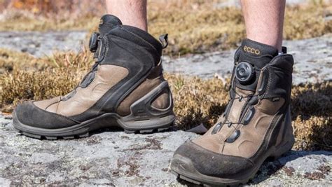 Best Hiking Boots For Wide Feet Buying Guide And Experts Reviews