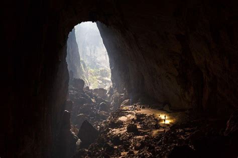 From The Biggest To The Longest Five Amazing Caves To Visit Cave Photography Adventure Tours