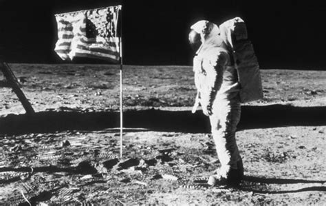 Conquista histórica Há 50 anos o homem pisava na lua O Imparcial
