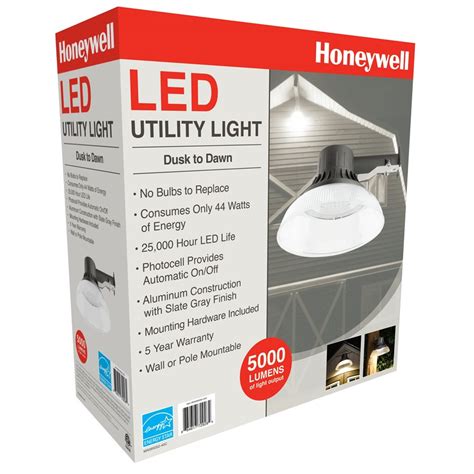 Honeywell Ma095052 40 Led Barn Light With Plastic Shade 5000 Lumen