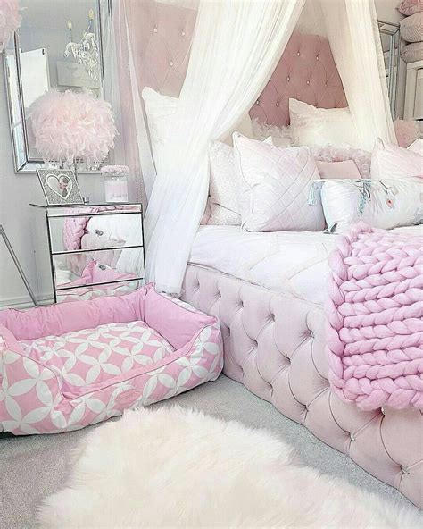 Pin By Keren Nguyen On Shabby Chic Pink Bedroom In 2021 Shabby Chic