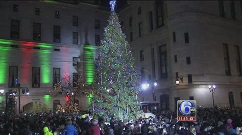 Fun Good Cheer At Annual Holiday Tree Lighting 6abc Philadelphia