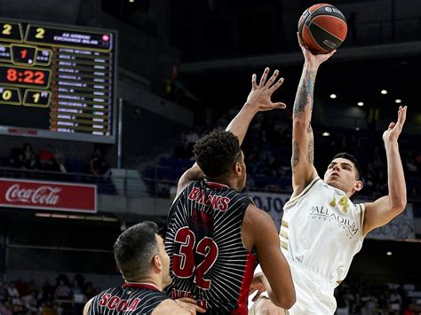 En añatuya, el 8 de febrero de 1995) es un jugador argentino de baloncesto. Real Madrid vs. AX Armani Exchange Milan - Game