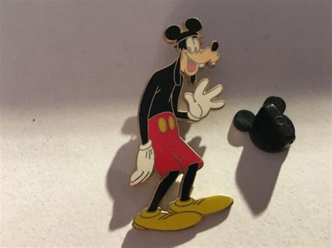 Walt Disney Goofy Dressed As Mickey Mouse Official 2007 Collectible