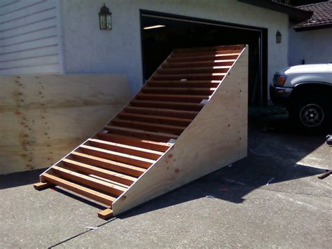 Long, extended ramps offer increased stability and safety if you're new at loading your motorcycle. Dirt Bike Ramp