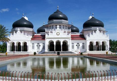 √ Sejarah Kerajaan Aceh Letak Politik Ekonomi Sosial Peninggalan