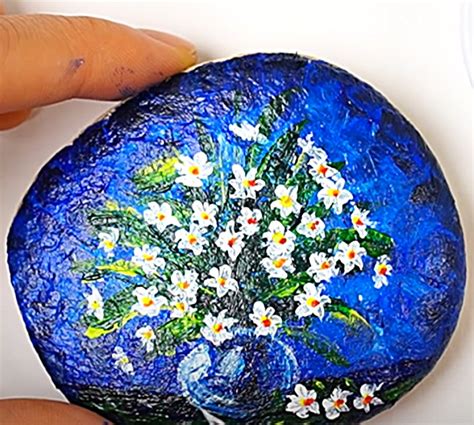 How To Paint Flowers On A Rock