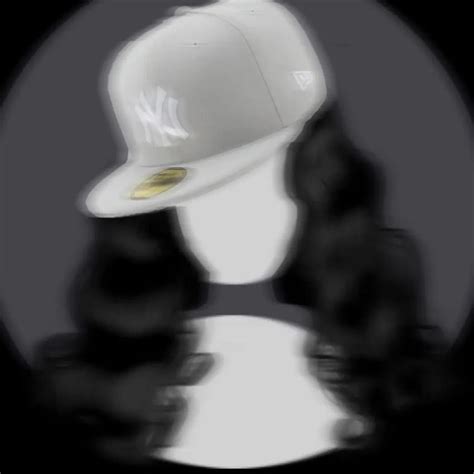 Fitted Hat Pfp