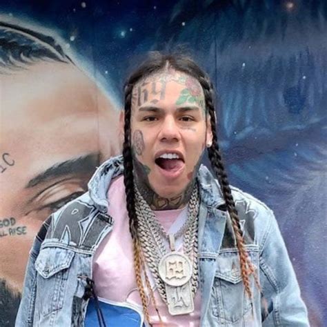 tekashi 6ix9ine gets drunk at baseball game before thrown out tempo networks