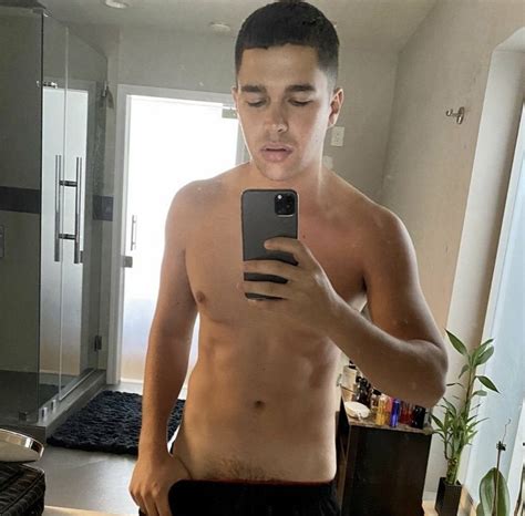 Austin Mahone Sexy Naked Male Celebrities