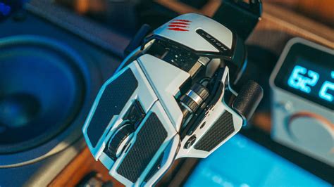 Download Take Your Gaming To The Next Level With This Gaming Mouse