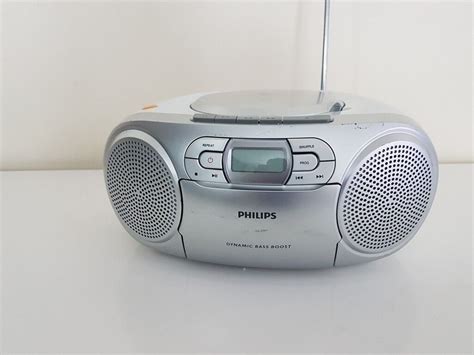 Philips Az127 Portable Cd Player With Radio Cassette Dynamic Bass