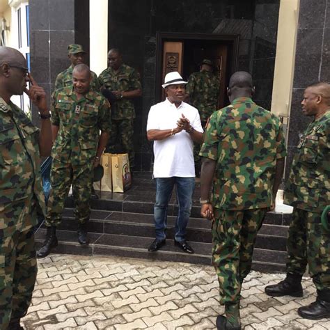 The chief of army staff (coas) is the highest ranking military officer of the nigerian army. Chief Of Army Staff Visit Aguleri On Condolence To Gov ...