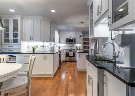 At rock tops, with over three million dollars of the most up to date computer controlled cutting equipment, we deliver an unmatched polished edge and a. Custom Kitchen Cabinets | Kitchen Cabinet Contractors in ...