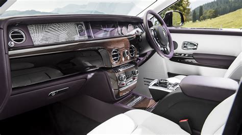 Rolls Royce Phantom Interior Layout And Technology Top Gear