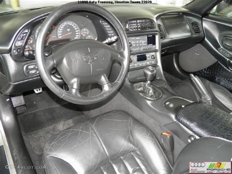 Black Interior 2000 Chevrolet Corvette Coupe Photo 52260124