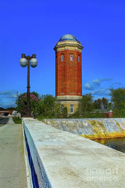 Manistique Water Tower 2090 Photograph By Norris Seward Fine Art America