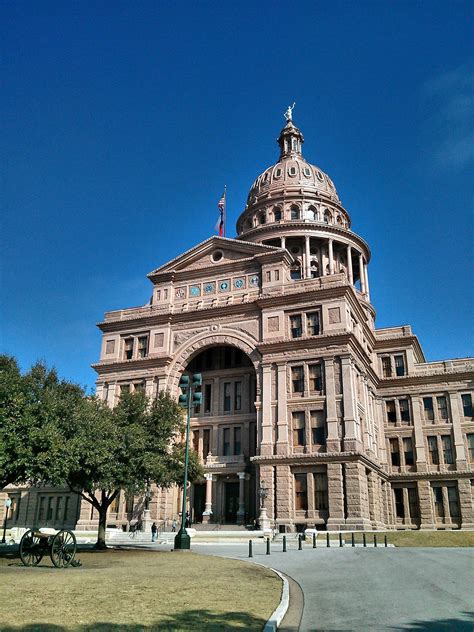 Capitol building : Austin Texas | Visions of Travel