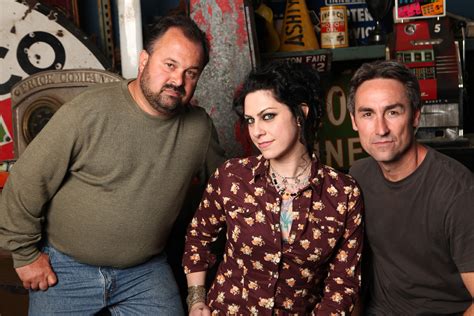 american pickers danielle colby goes nearly naked in a bra and thong in new video prompting