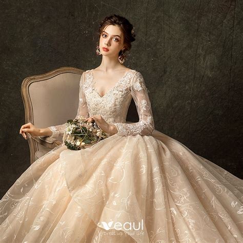 The best wedding dresses for petite brides are those that create the illusion of a longer, leaner frame. High-end Fashion Champagne Wedding Dresses 2020 Ball Gown ...