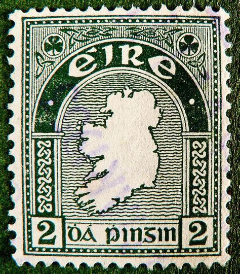 Stamp Eire 2 P Green Ireland Irland England Postage Eire Revenue Porto