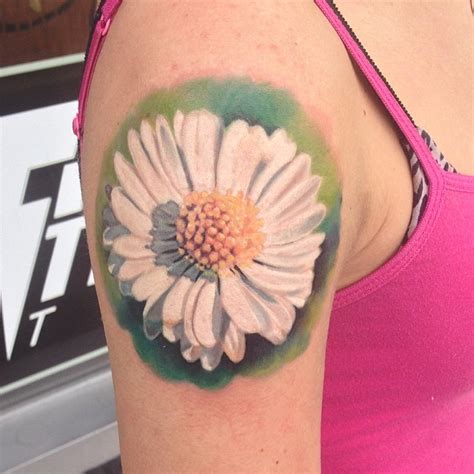 Daisy tattoos symbolize loyalty, love, patience, and purity. Tatuaggi senza contorni: storia e immagini