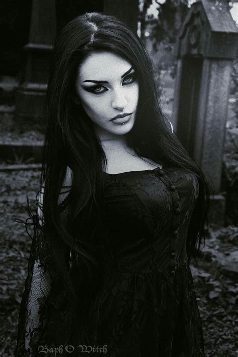 Pin By Ilion Jones On Gothic Punk Vampire Gothic Beauty Gothic Girls