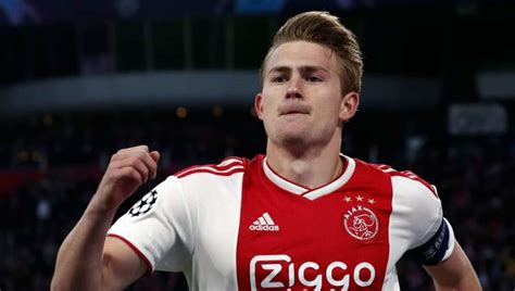 De ligt endured a difficult second season at juve, suffering. Matthijs de Ligt: Barcelona eyes signing after Ajax finale - Sports Illustrated