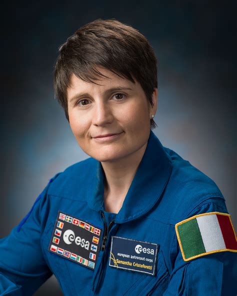 For two years she was the representative of the esa crews in the gateway project, an outpost in lunar orbit. Samantha Cristoforetti - Wikiwand