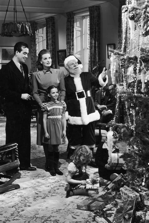 28 Classic Christmas Movies You Need To Watch This Year And Every Year
