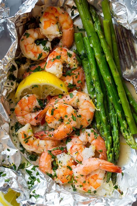 Shrimp And Asparagus Foil Packs With Garlic Lemon Butter